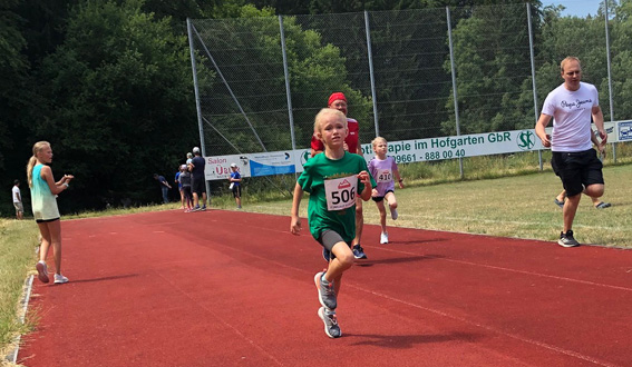 Alina Dietz auf der Strecke (Foto: M. Siegert)