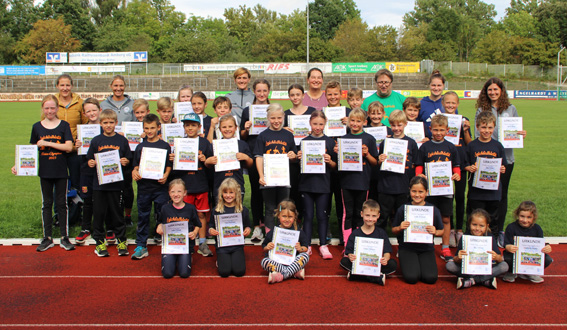 Gruppenfoto Ferienolympiade (Foto: K. Müller-Popp)